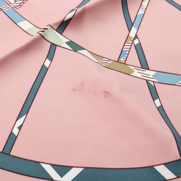 HERMES Pink Silk Scarf - Picture 4 of 9